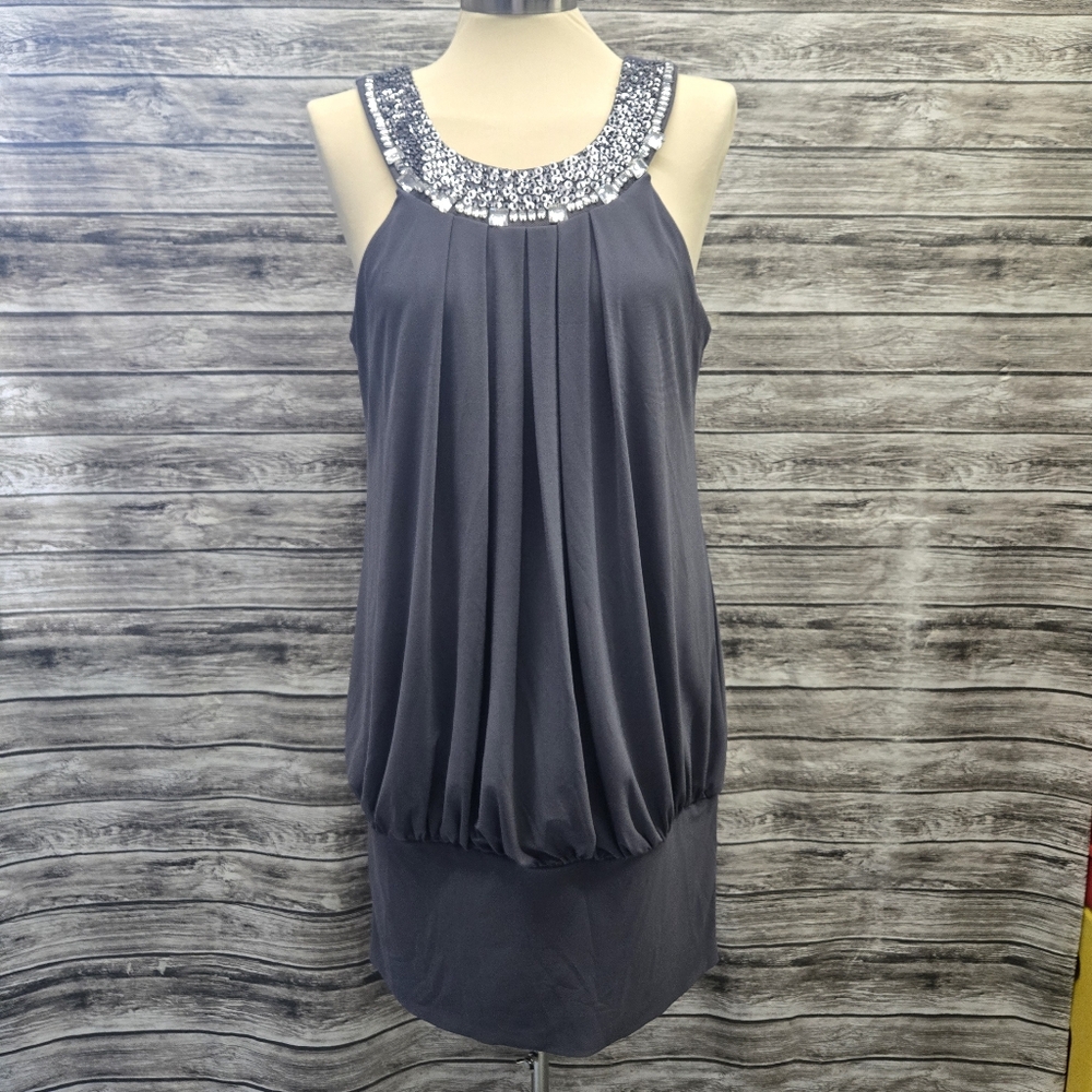 B. Smart grey sleevless cocktail dress